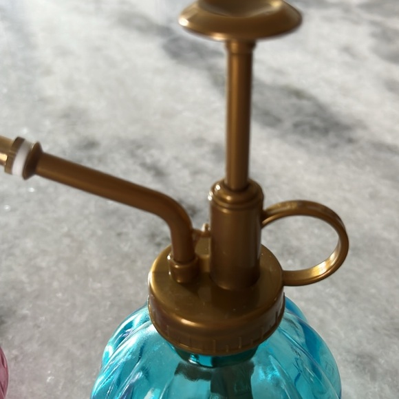 2 Glass Plant Water Sprayers Pink and Blue - Picture 5 of 8